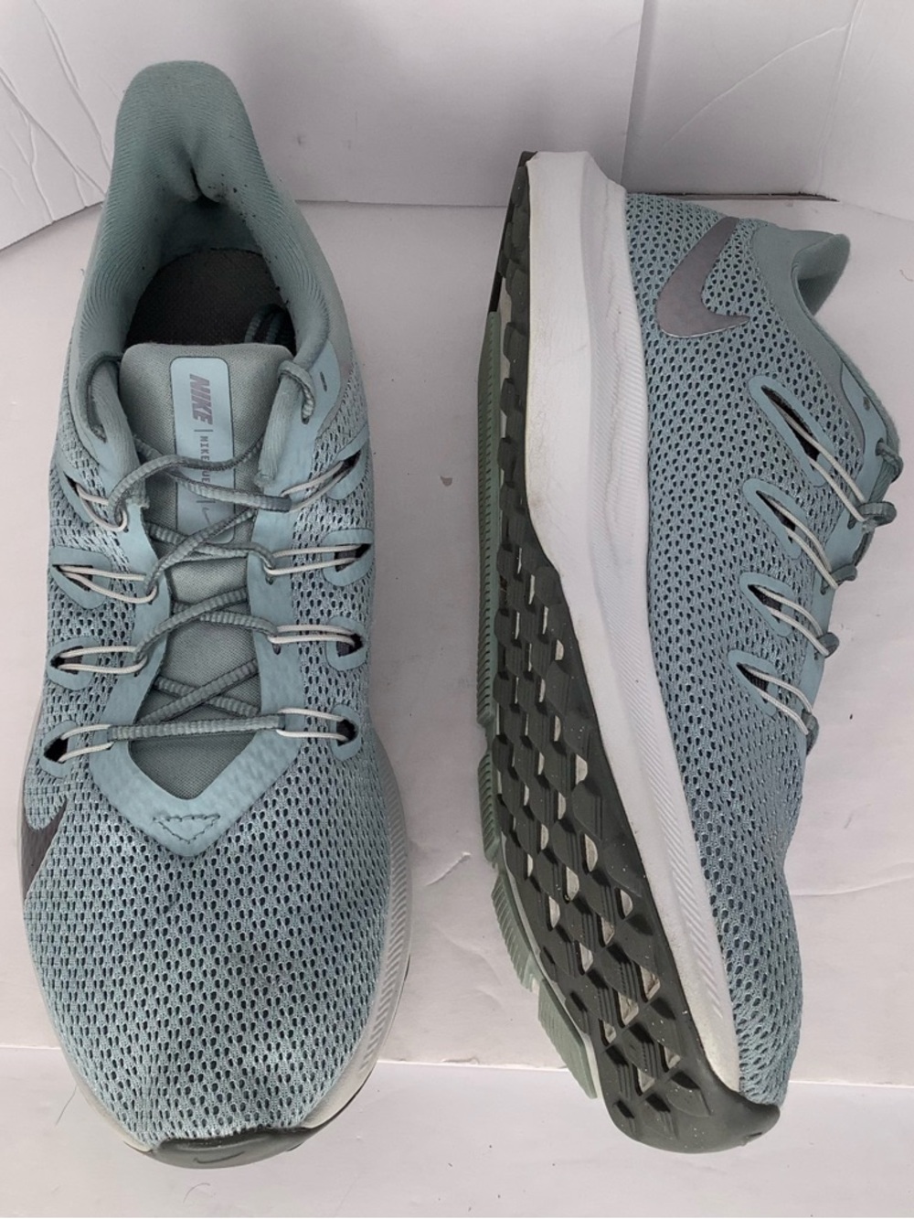Nike Quest 2 Light Teal Mesh Athletic Low Top lace Up Women Running Shoes Sz 11